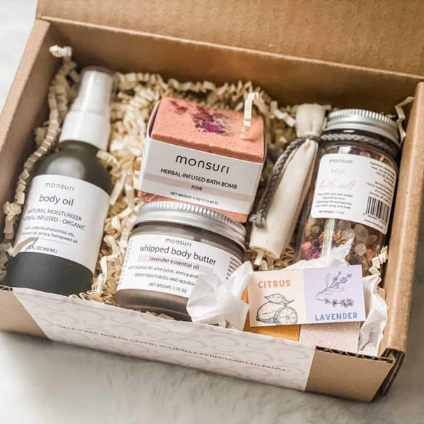 Mothers Day Gift Basket | Beautiful and Unique Gift for Mom | Heritage Bee  Farm
